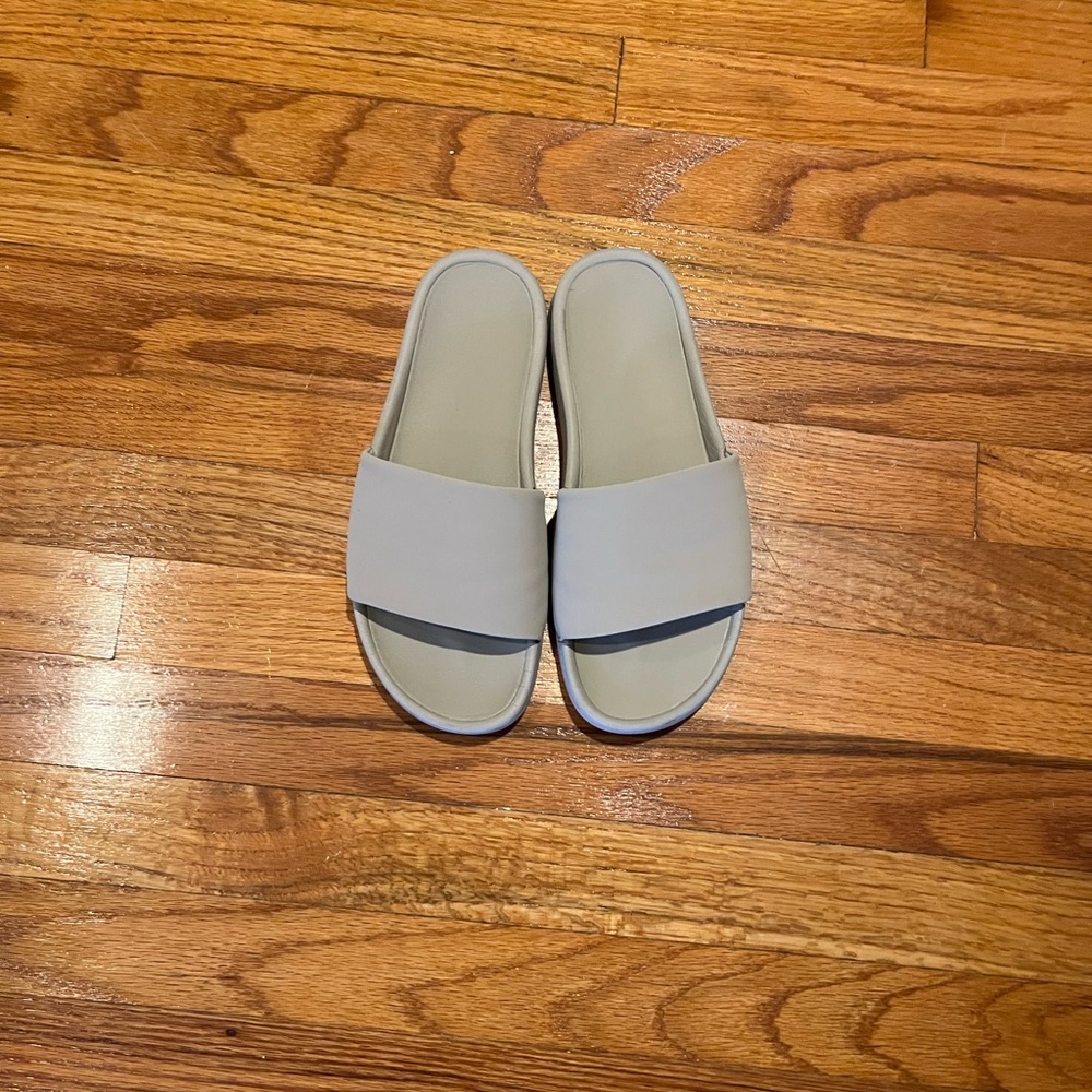 All in Motion Gray Women's Slippers- Taupe